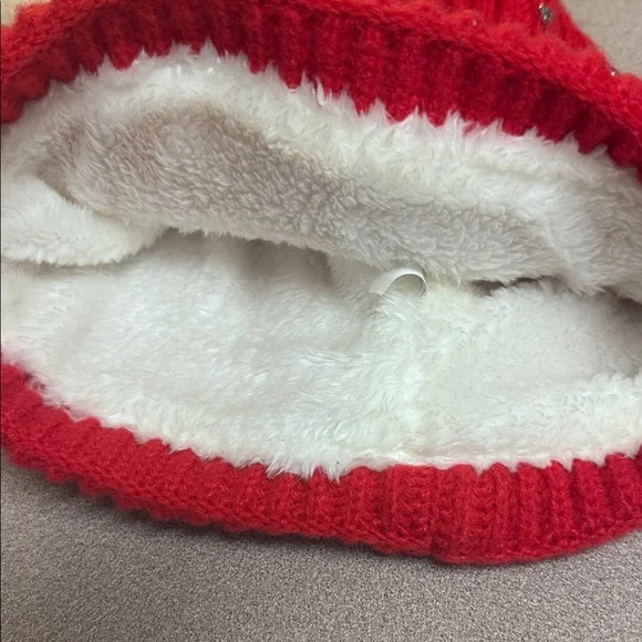 Red Knit Pom Pom Beanie with Butterfly/Flower Accents. - Picture 2 of 4